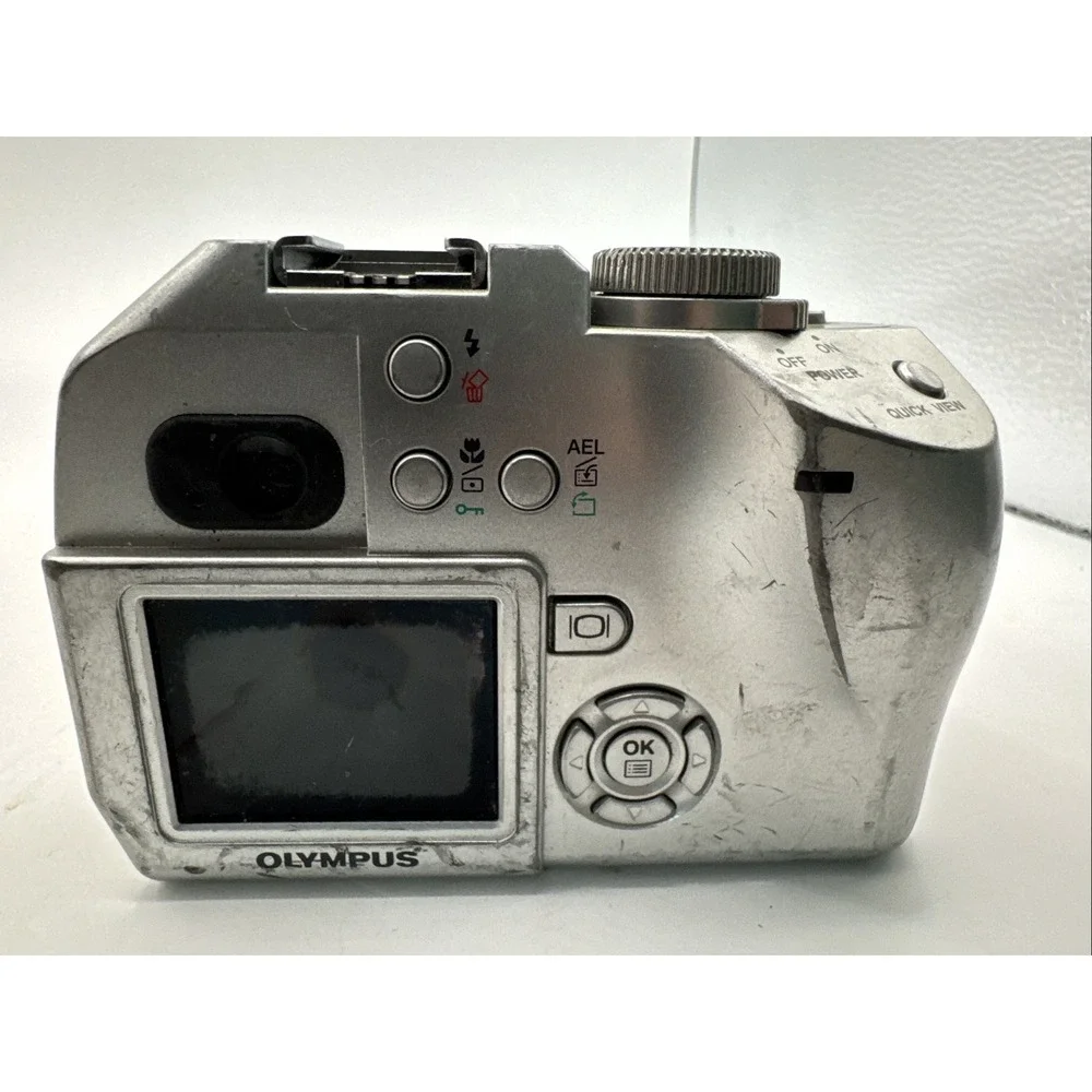 Olympus CAMEDIA C-5000 Zoom 5.0MP Digital Camera Untested